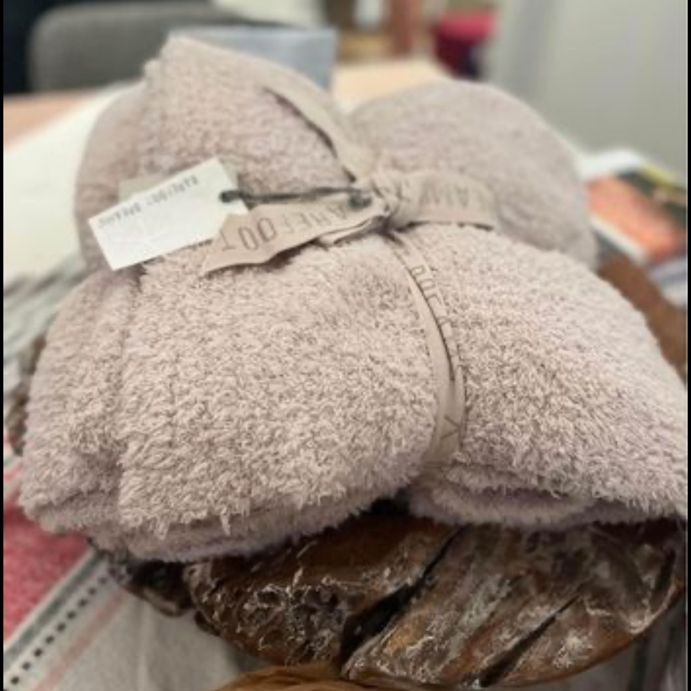 Barefoot dreams taupe blanket